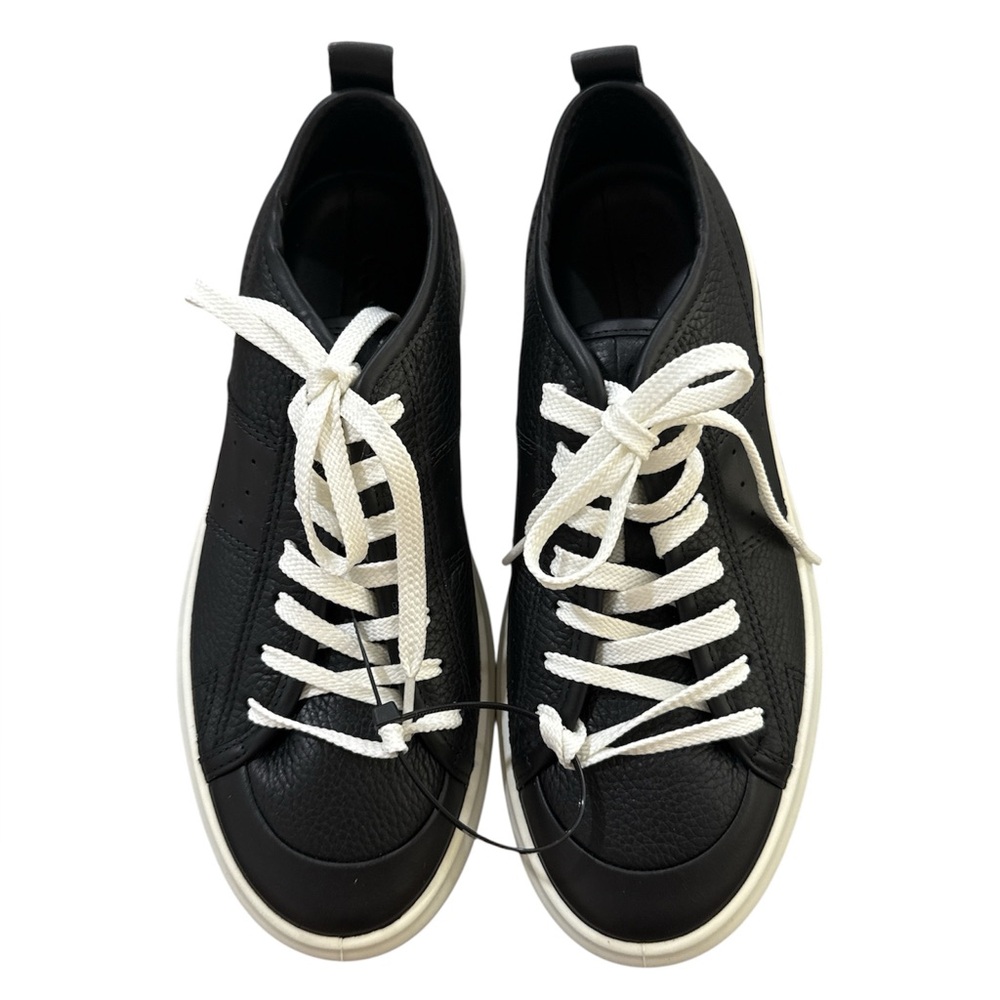 Ecco- Street Ace Black leather shoes